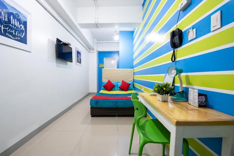 Oyo 501 Yuj Inn Pasay Exterior foto